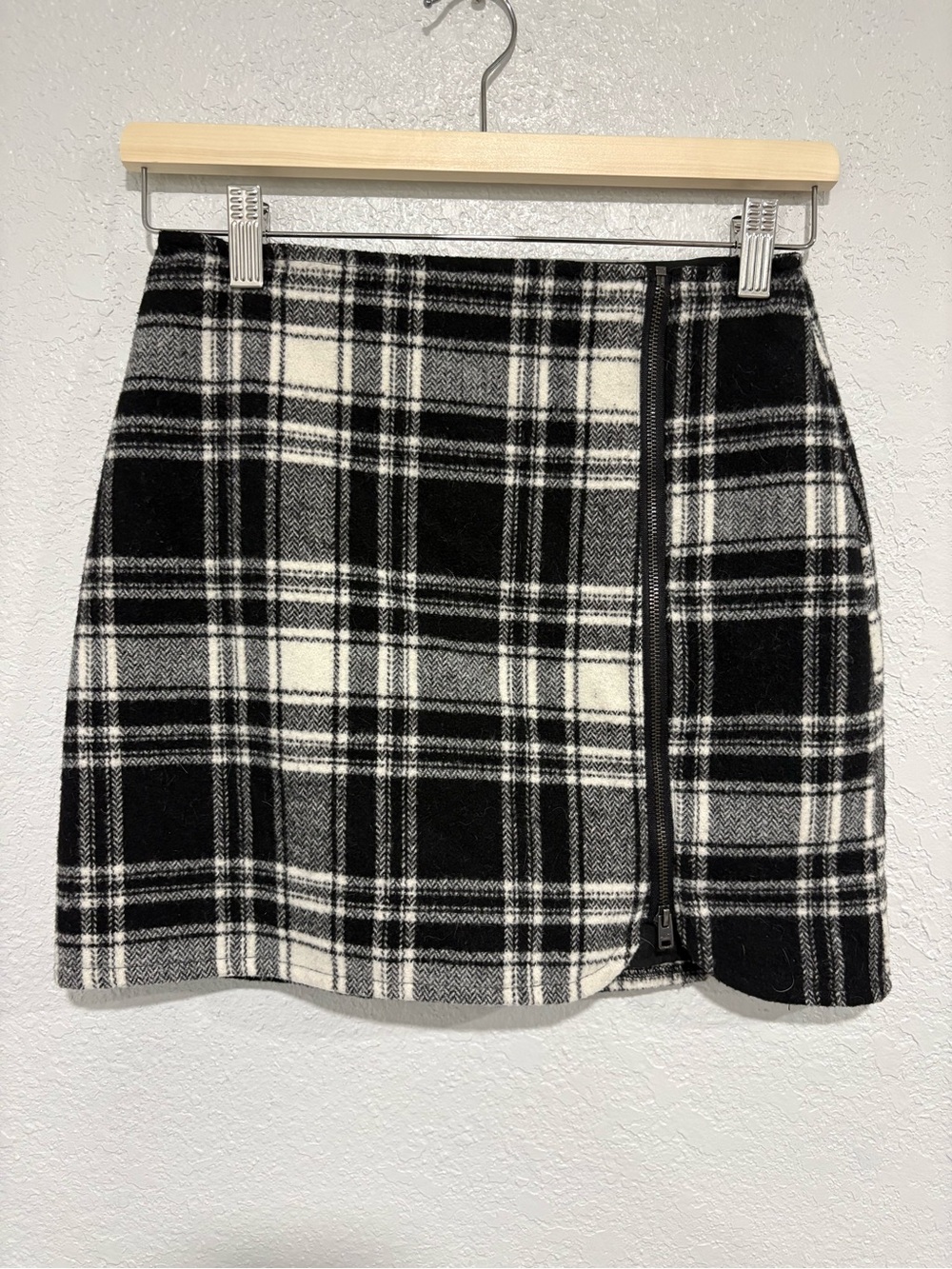 Hollister Black and White Plaid Mini Skirt with Side Zip